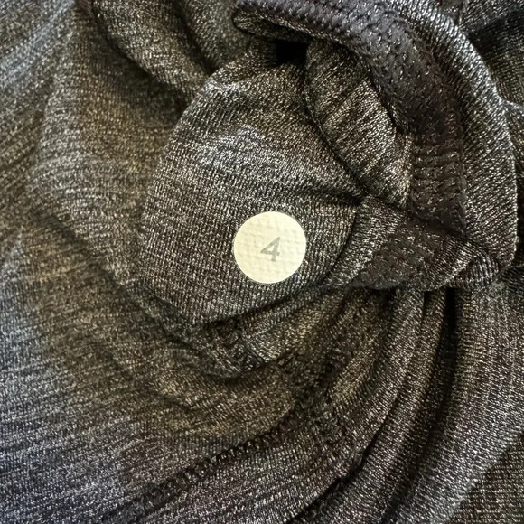 Lululemon Run Wild Short Sleeve Reflective Athletic Shirt Black Gray Size 4 - Picture 11 of 12